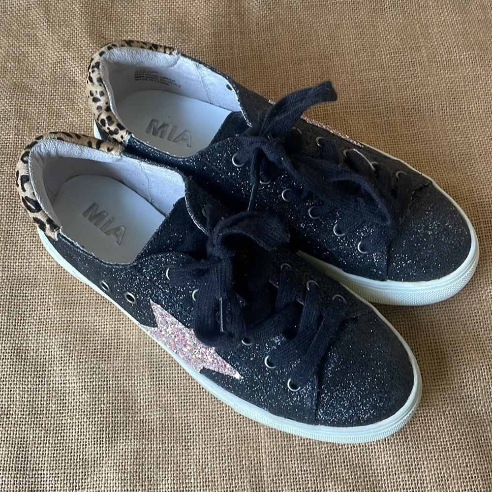 Mia marlowe Shoe Star Glitter sneakers, Black & Pink Size 7 1/2 Sold Out - Picture 6 of 16